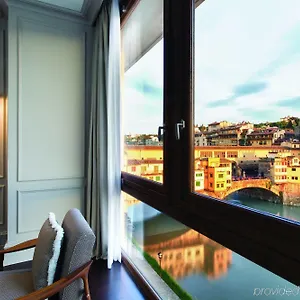 5* Hotel Portrait - Lungarno Collection
